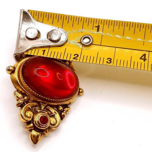 Vintage Victorian Style Brooch Gold Tone Metal Red Cabochon Acrylic Gem Design - Picture 6 of 6
